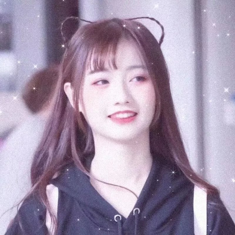 独家爆料：当红小花深夜密会神秘女子，好友出面澄清，整整一周